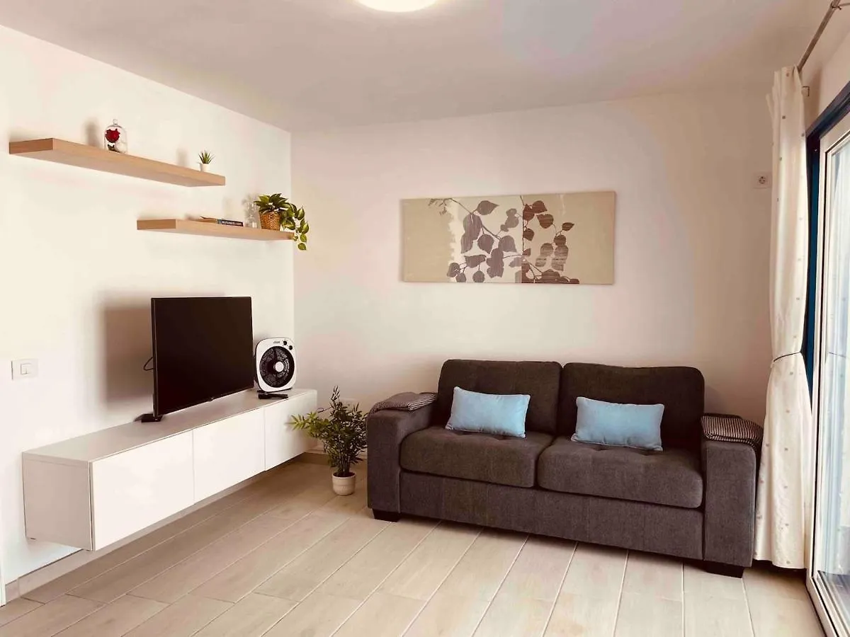 Apartment Luna -Modern One Bedroom Apartment In Central Puerto Del Carmen Tias