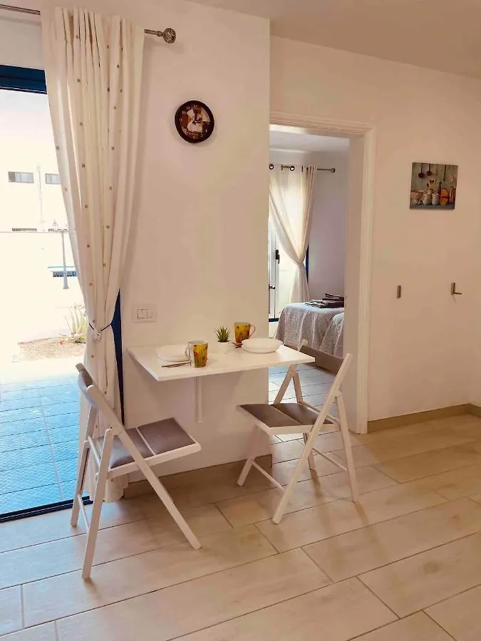Apartment Luna -Modern One Bedroom Apartment In Central Puerto Del Carmen Tías Spanien